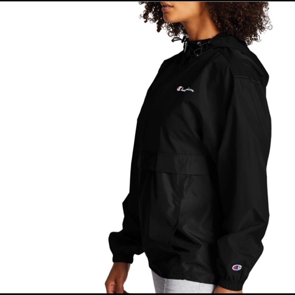 NWT Women’s  windbreaker - Picture 4 of 11